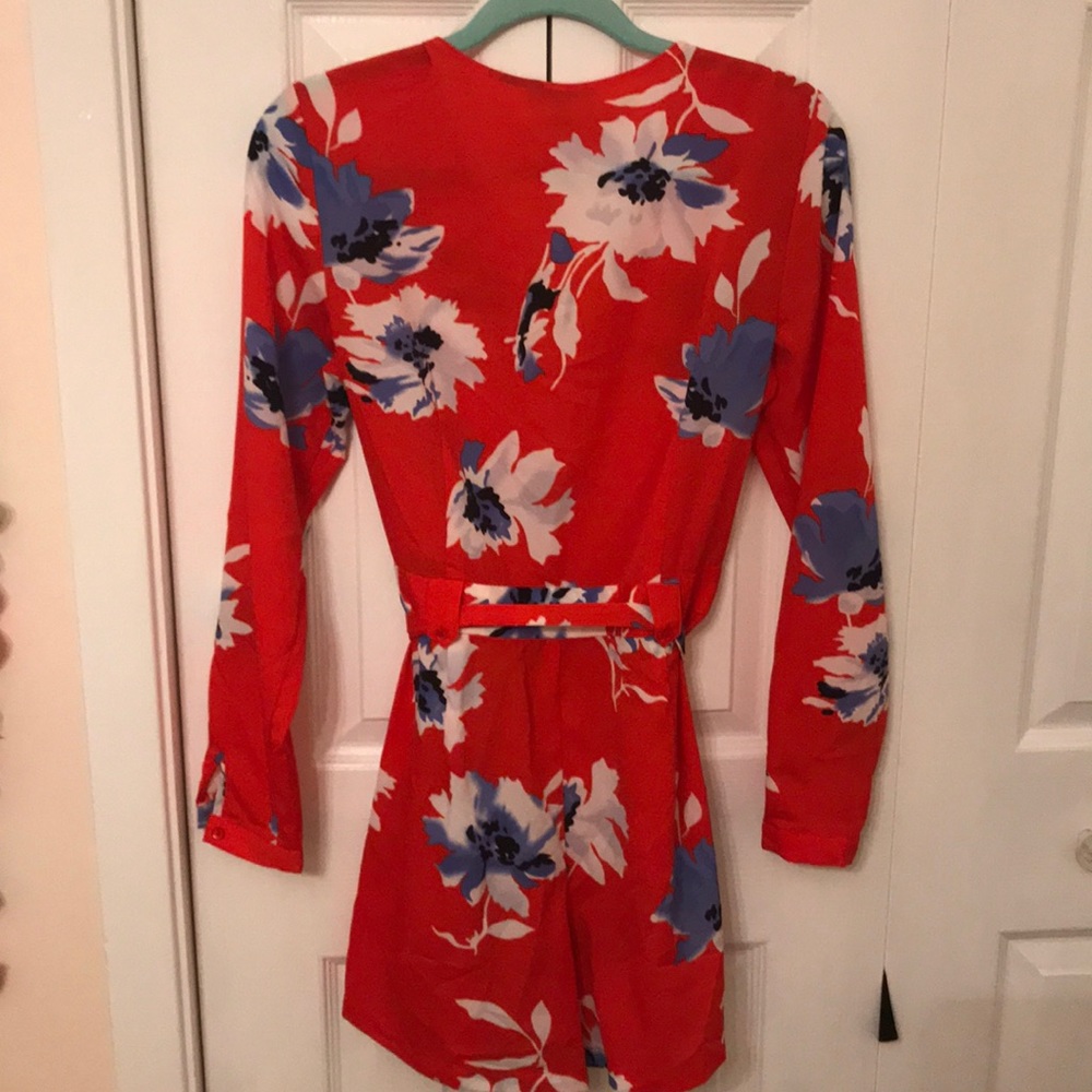 Absolutely perfect romper - Picture 4 of 4